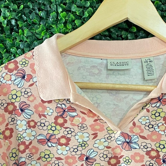 Fun & Flirty floral Polo V Neck - Picture 4 of 5